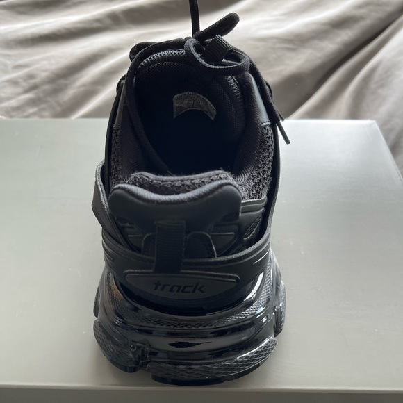 Men Balenciaga Track Sneaker Black/Black Clear size 42 (9) - Picture 6 of 12
